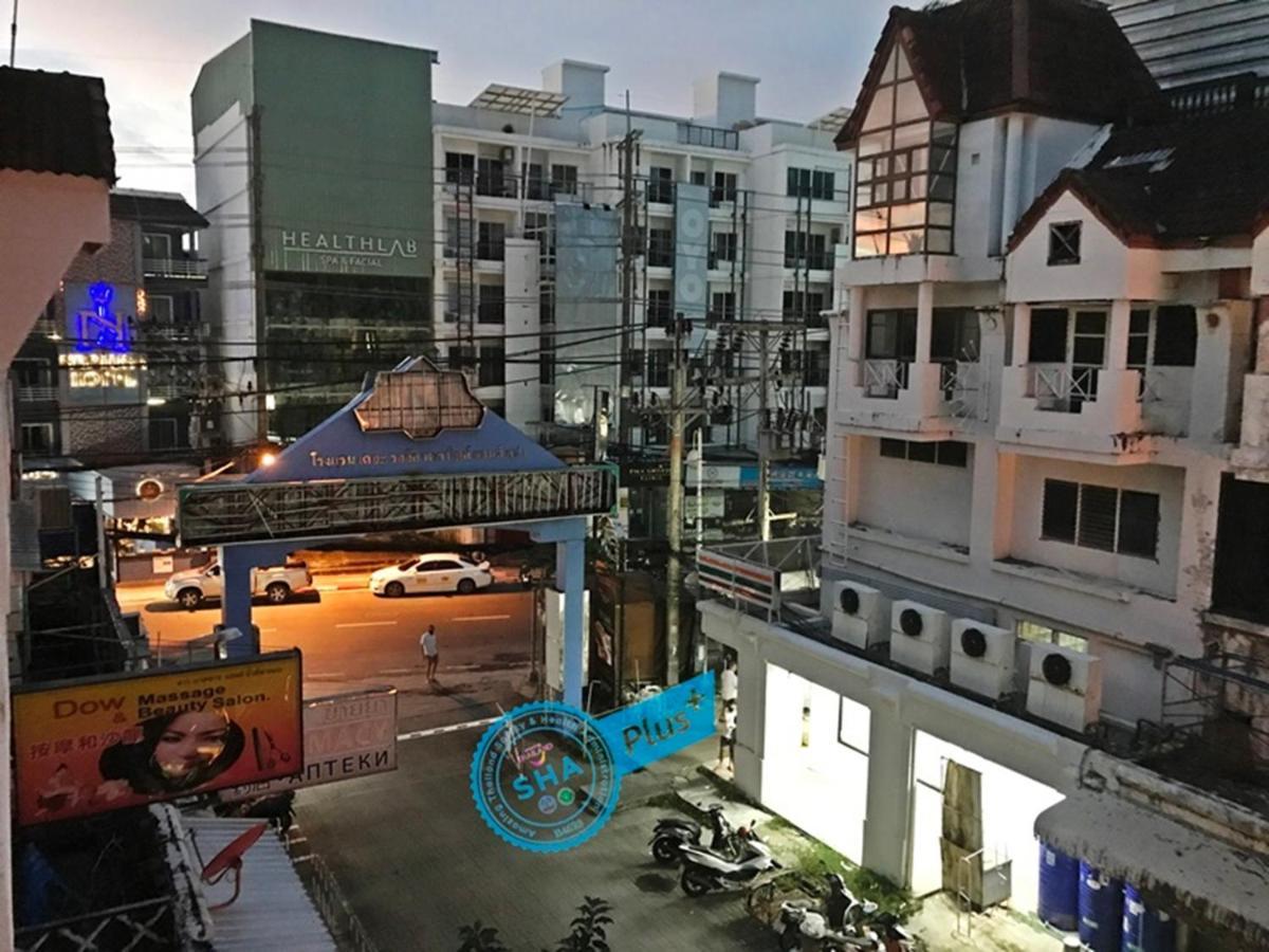 Le Tanjong House Hotel Patong Exterior foto